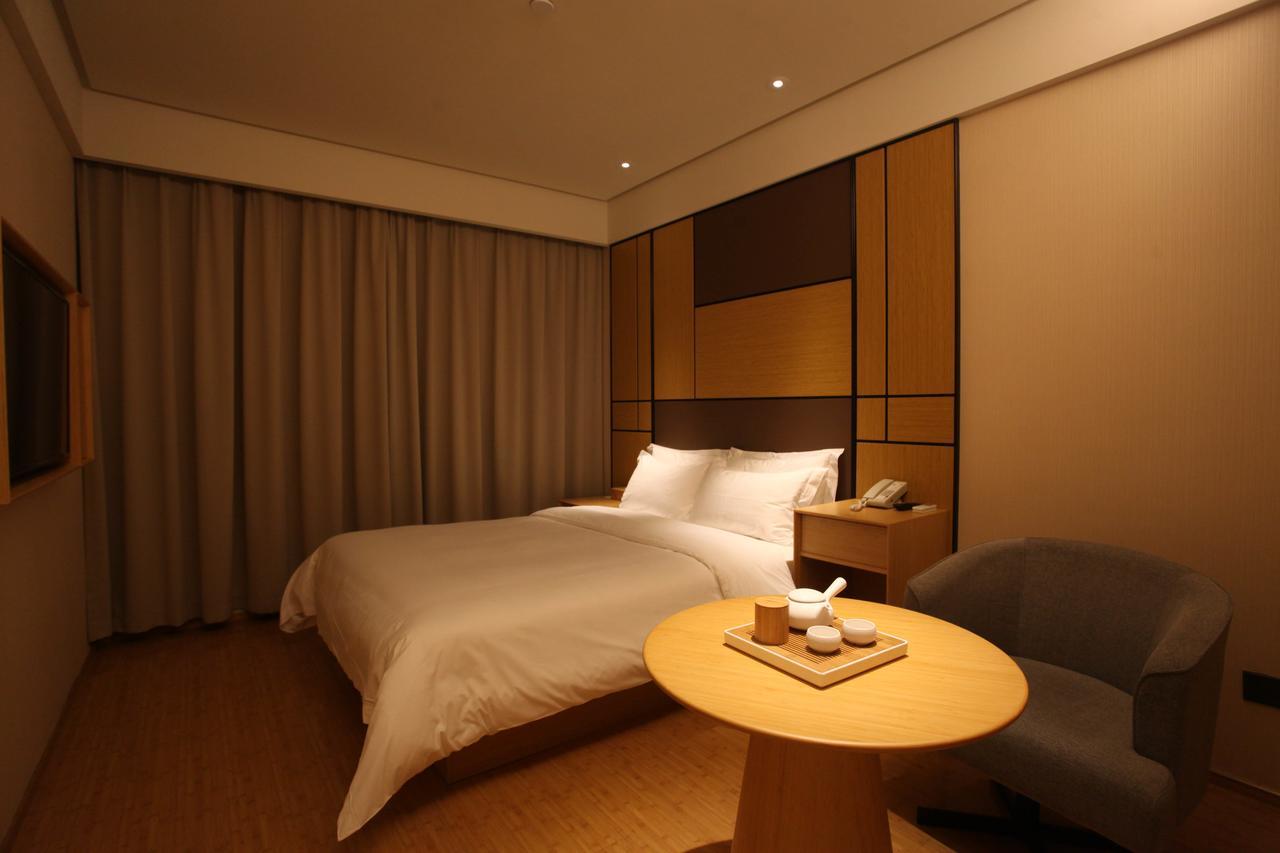 Ji Hotel Shanghai Bund East Nanjing Road Pedestrian Street Exterior foto